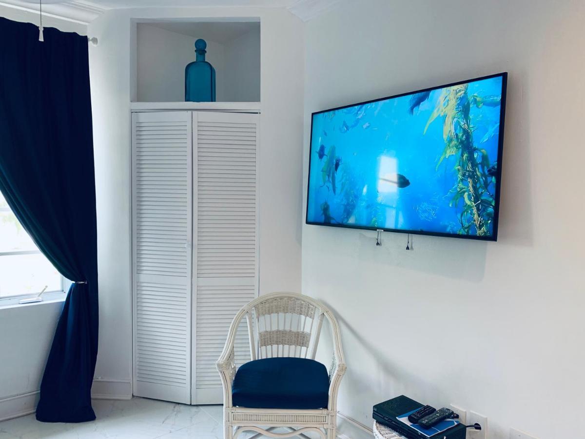 Sobe Ocean View Ocean Dr Charming Studio -316 Маями Бийч Екстериор снимка