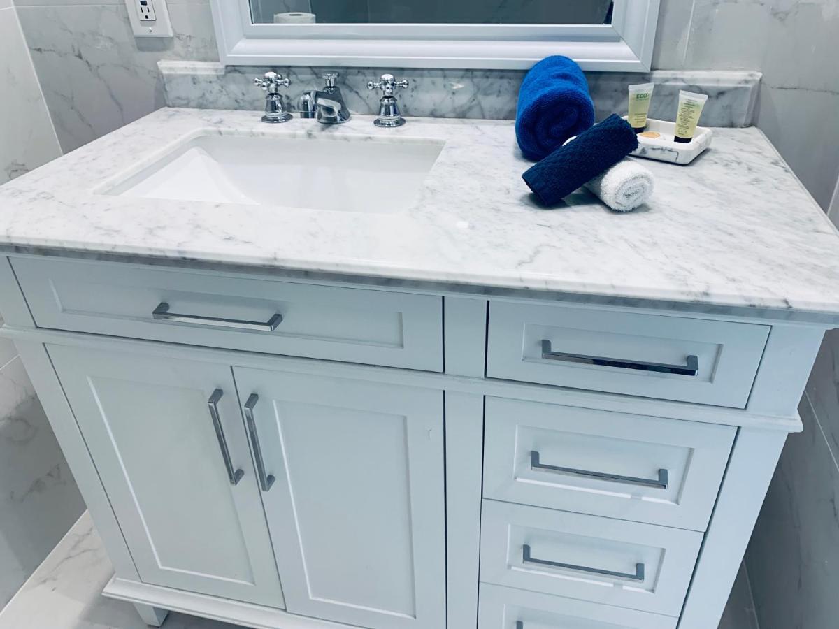 Sobe Ocean View Ocean Dr Charming Studio -316 Маями Бийч Екстериор снимка